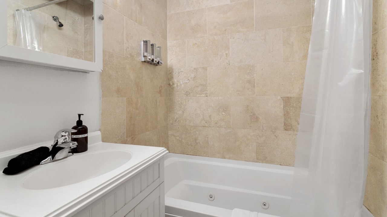 Photo of Bathroom in Newbold