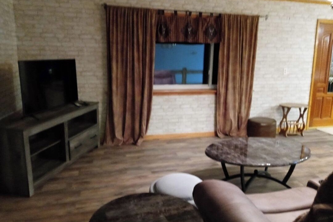 Photo of Livingroom in Olive Hill