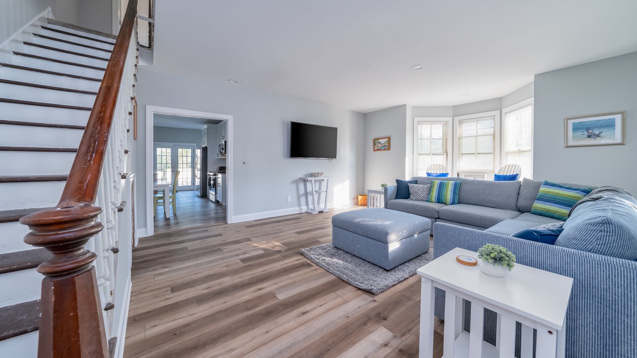 Photo of Livingroom in Cape May Court House