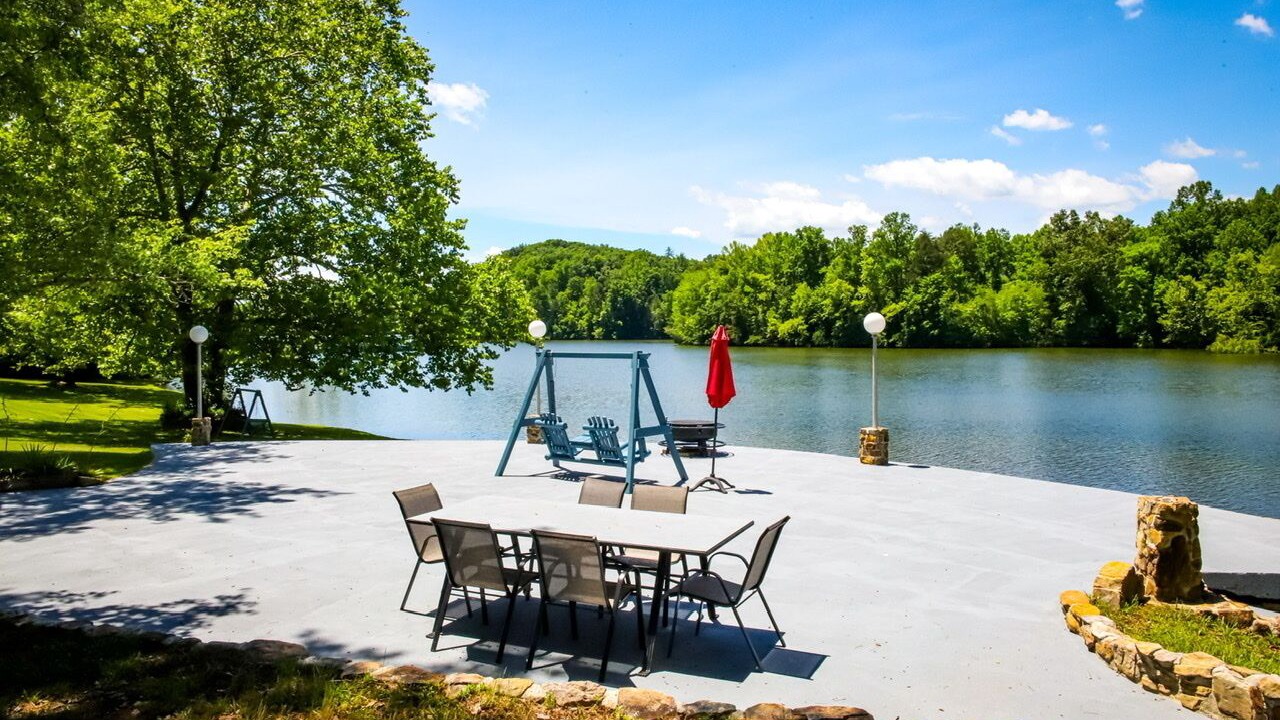 Photo of Outdoor in Ozone