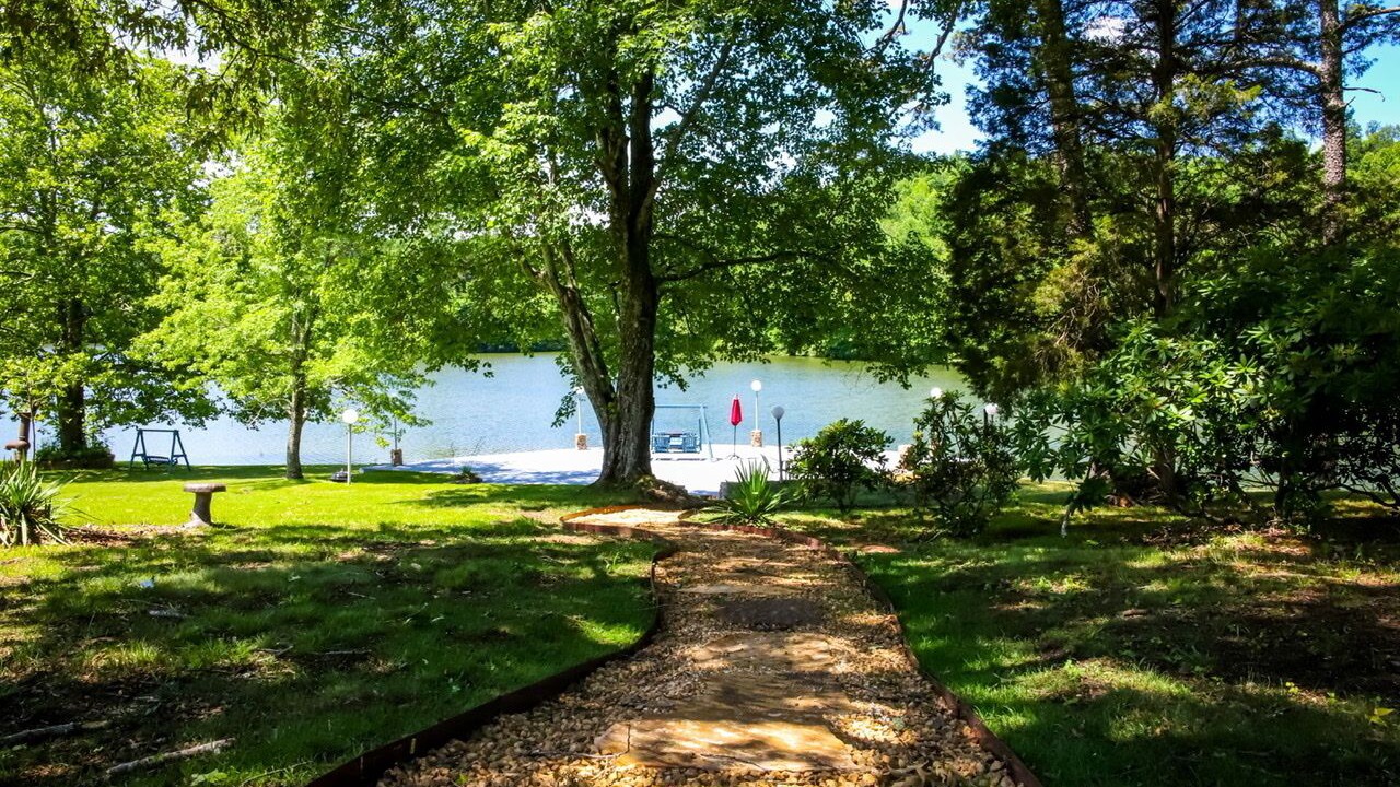 Photo of Outdoor in Ozone