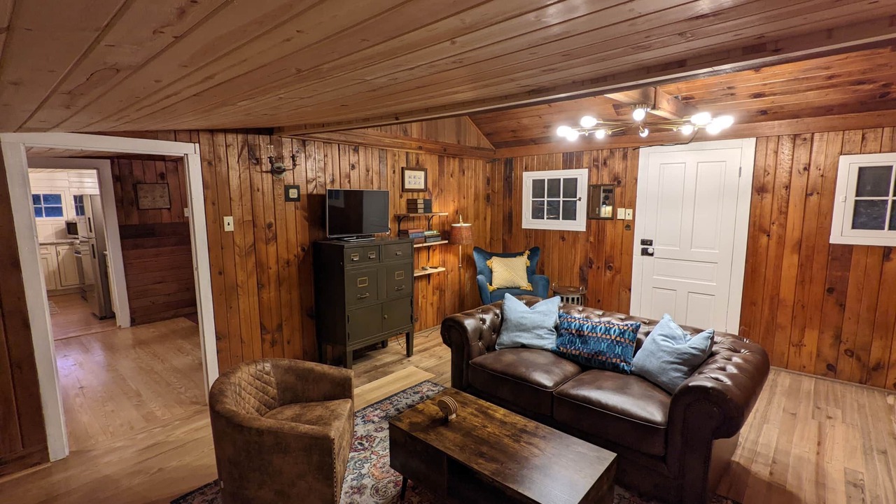 Photo of Bedroom in Hopewell