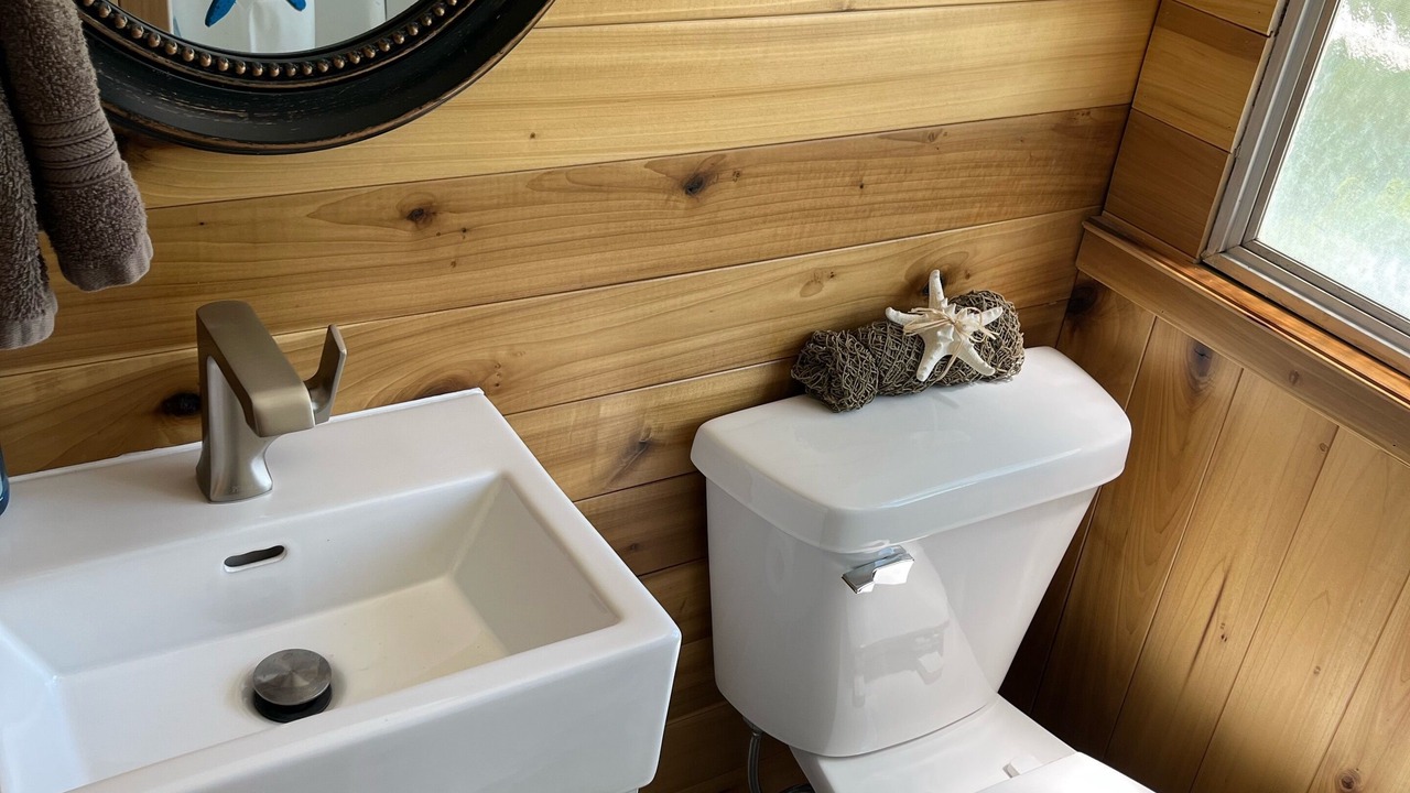 Photo of Bathroom in Langsville