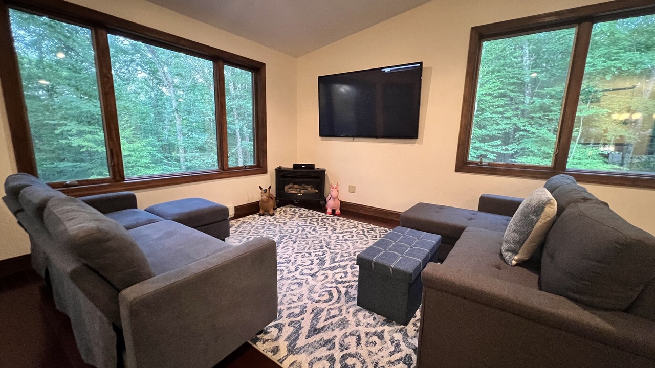Photo of Livingroom in Lackawaxen