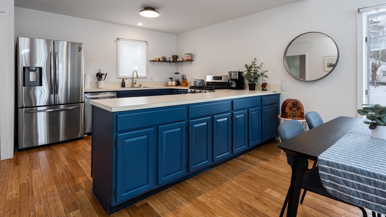 Photo of Kitchen in Swan Lake
