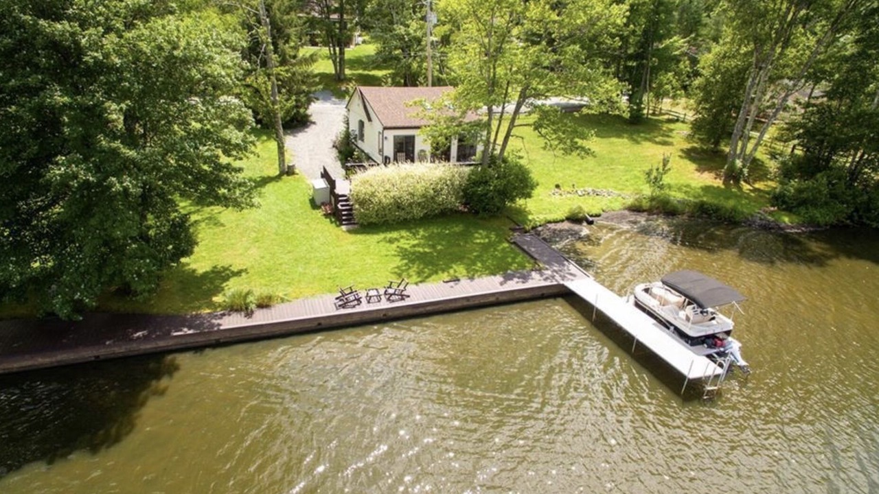 Photo of Outdoor in Swan Lake