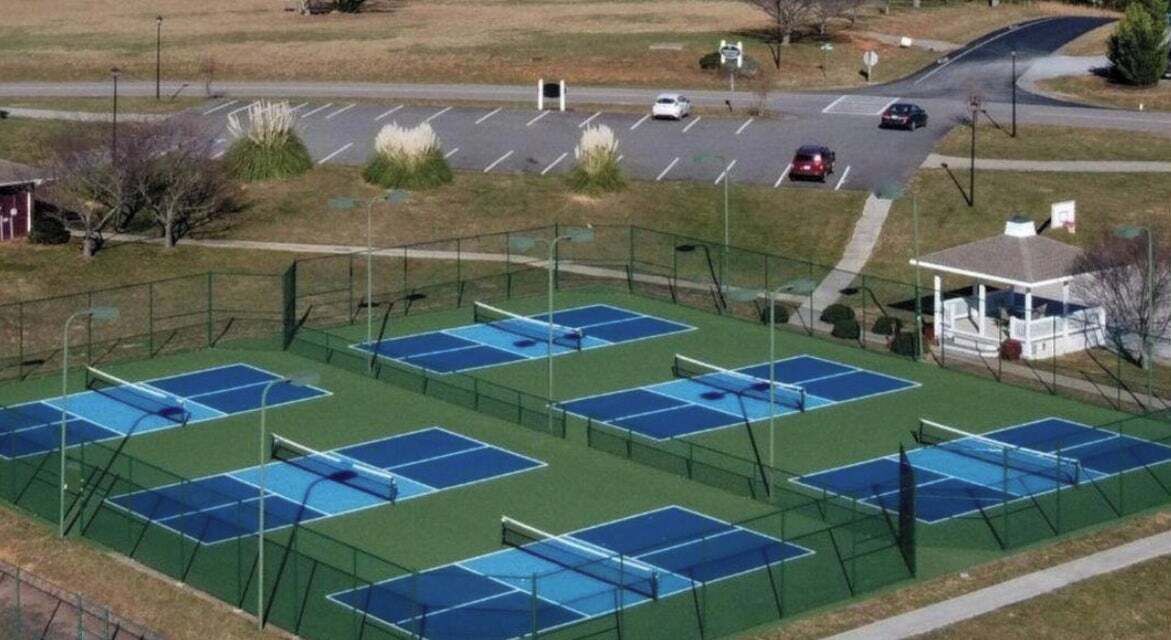 Photo of Others in Smith Mountain Lake