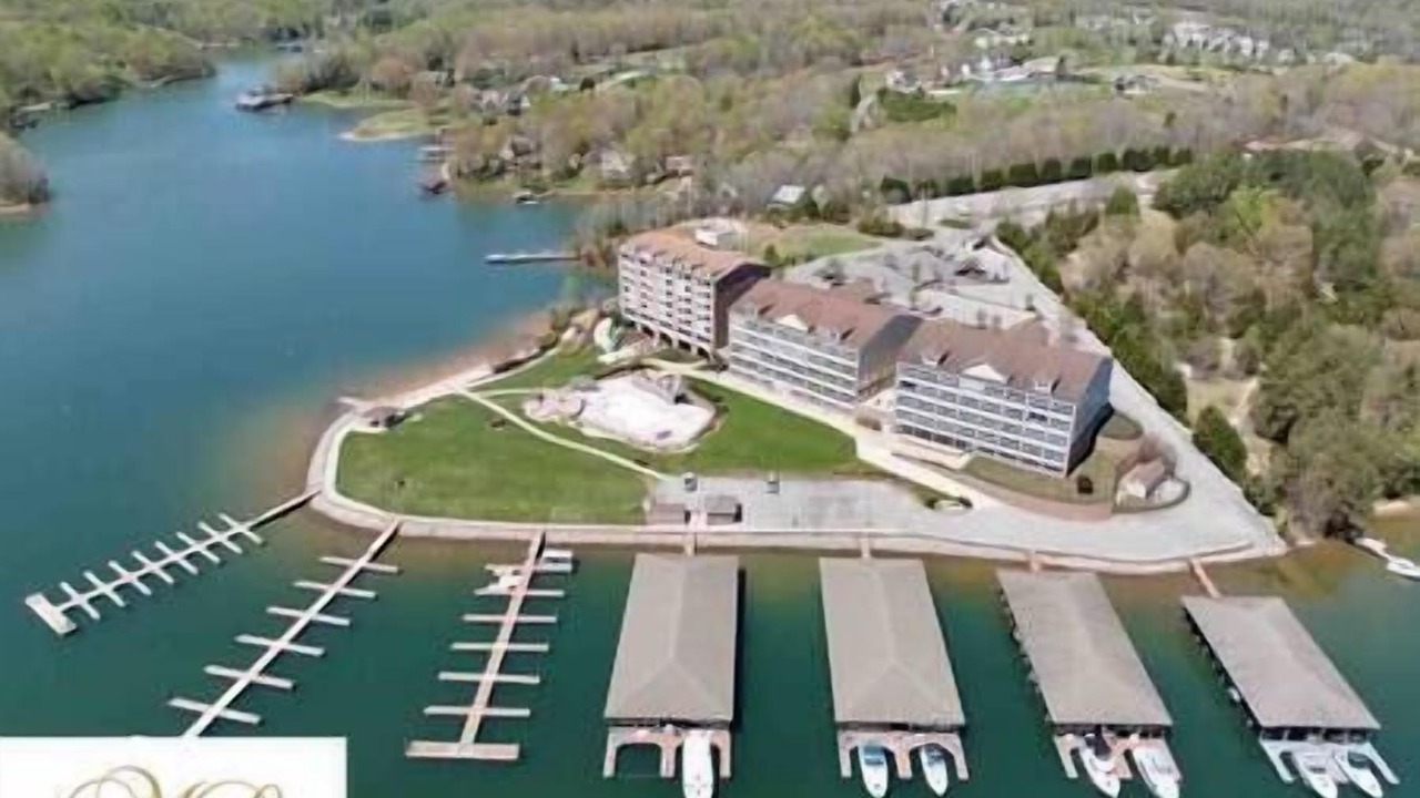 Photo of Others in Smith Mountain Lake