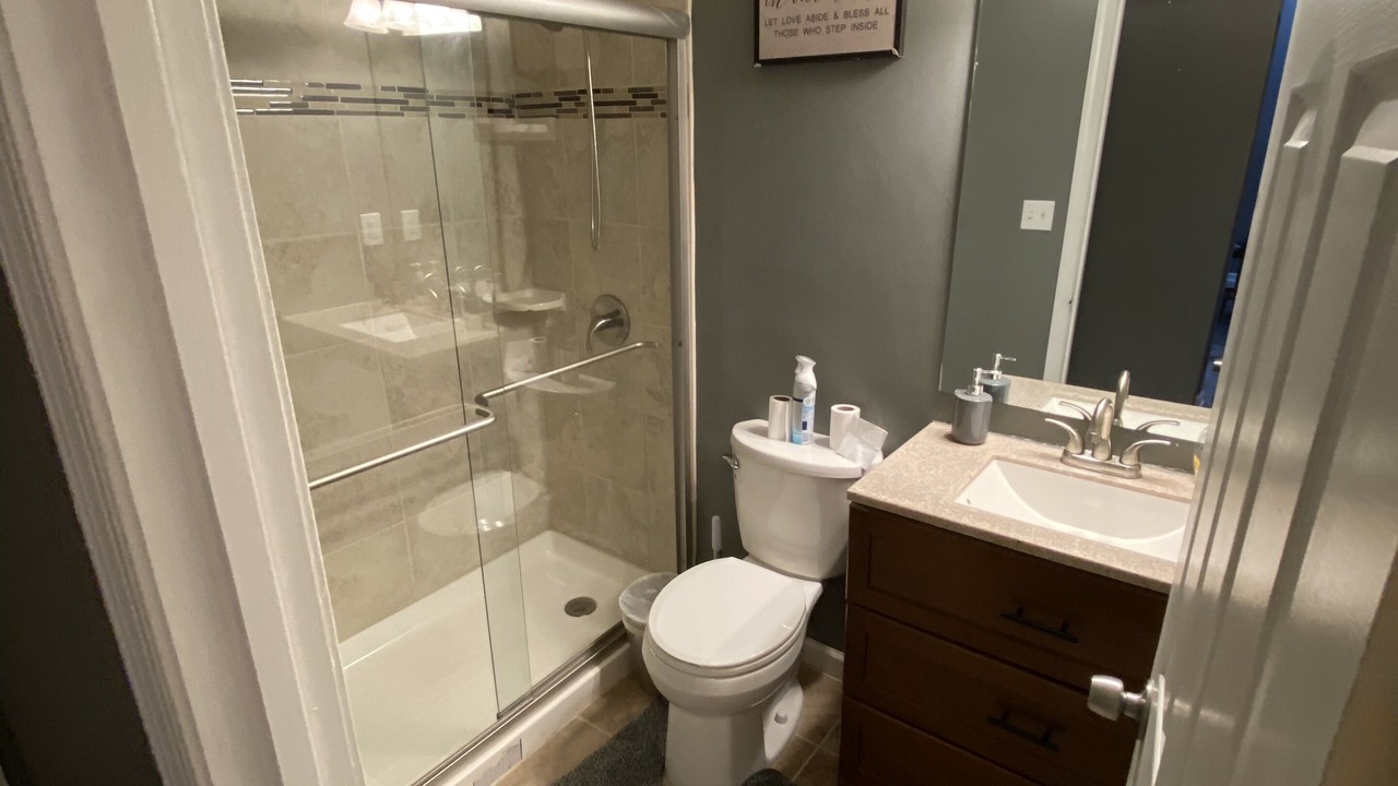 Photo of Bathroom in Lochearn