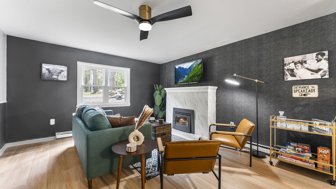 Photo of Livingroom in Eldred