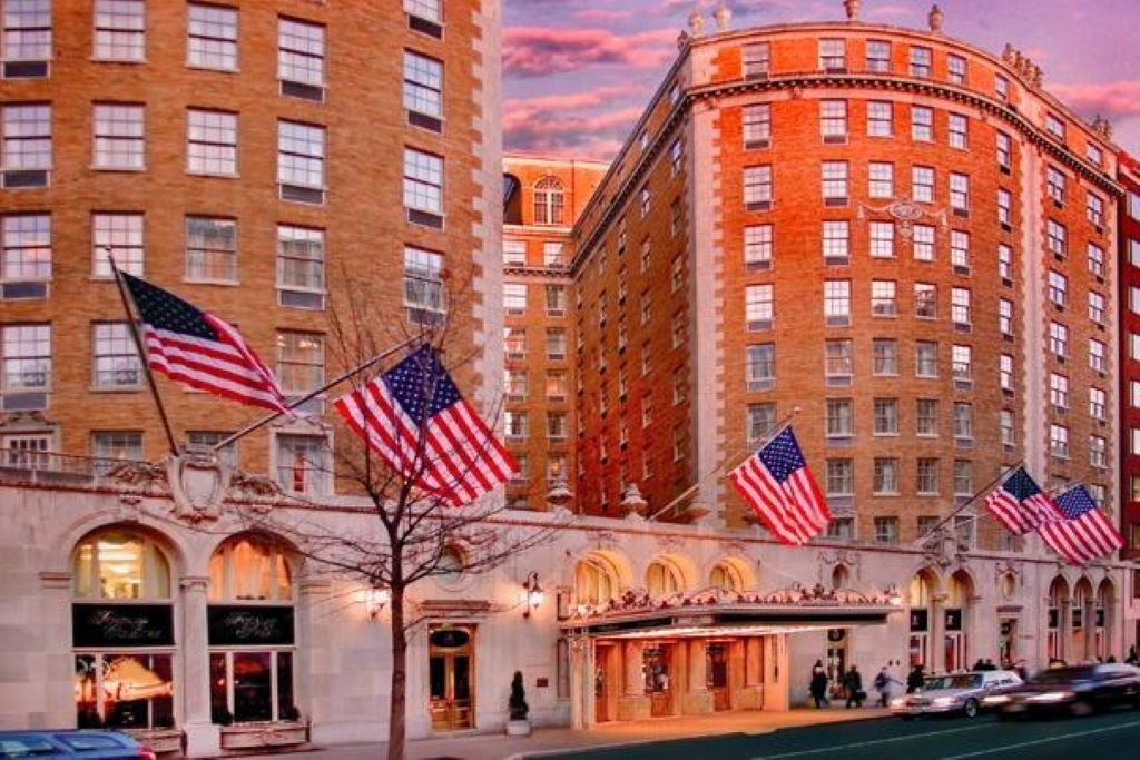 Photo of Outdoor in Connecticut Ave - K Street