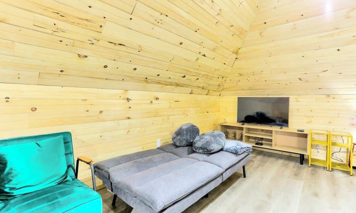 Photo of Livingroom in Pocono Summit