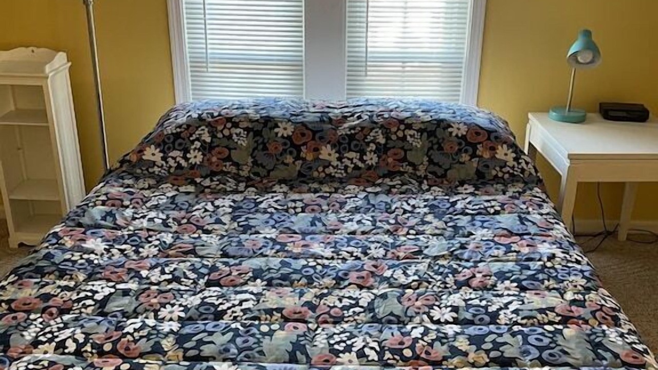 Photo of Bedroom in Lorain