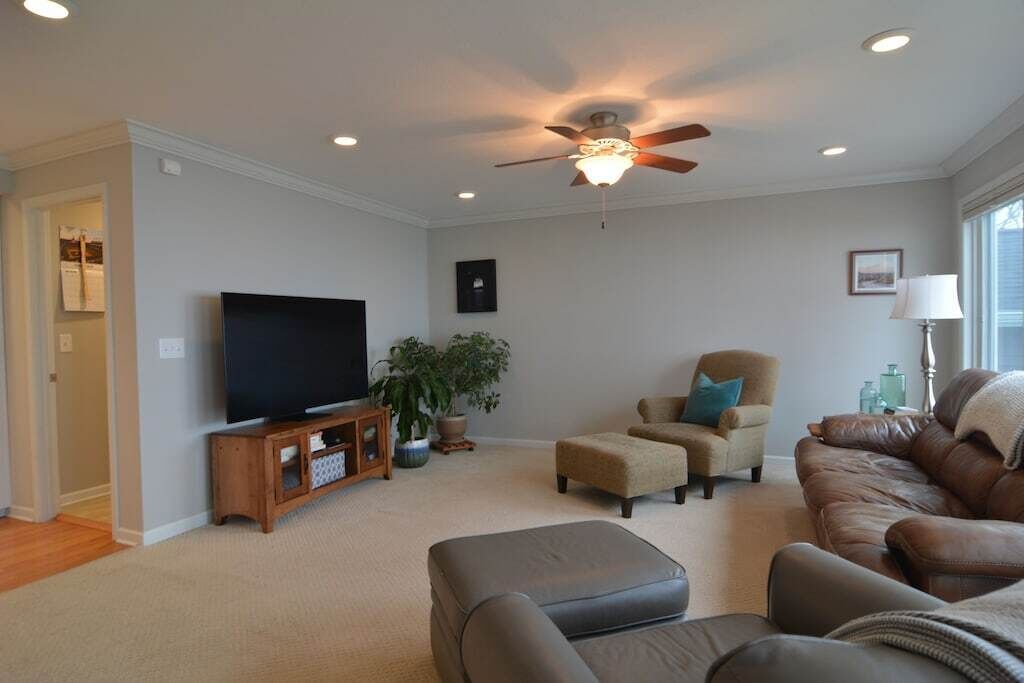 Photo of Livingroom in Lorain