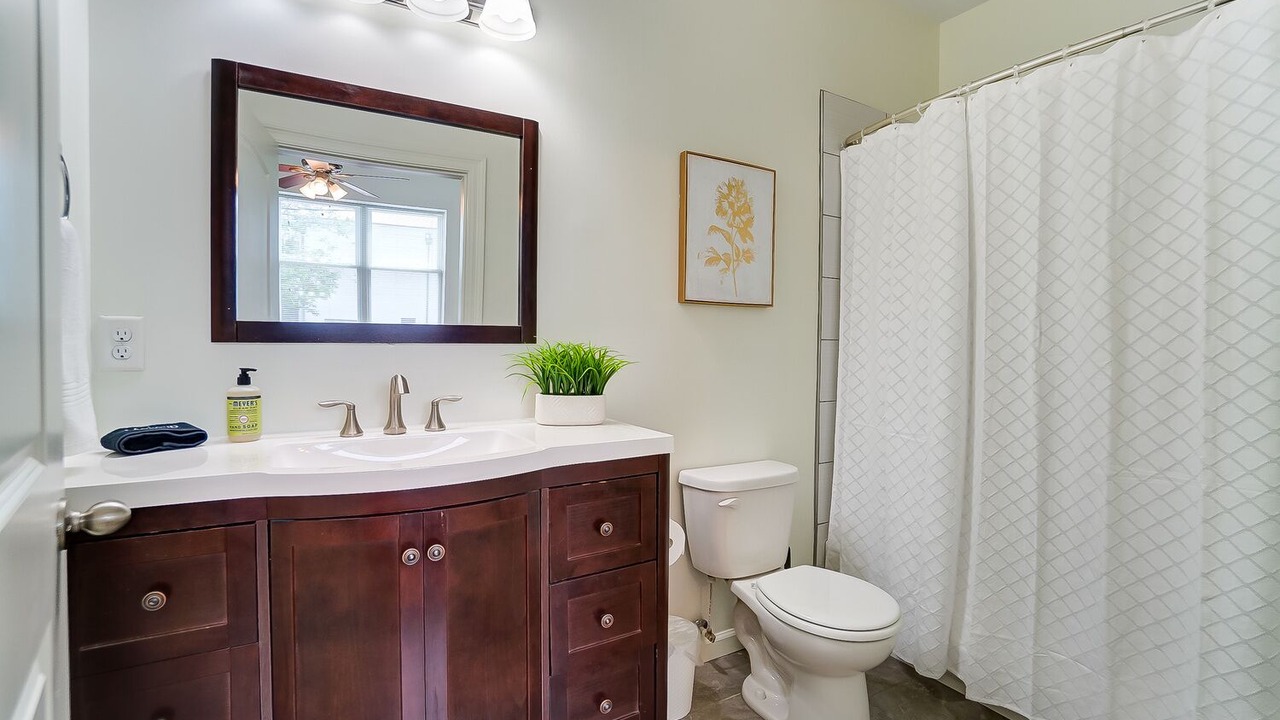 Photo of Bathroom in Oakley