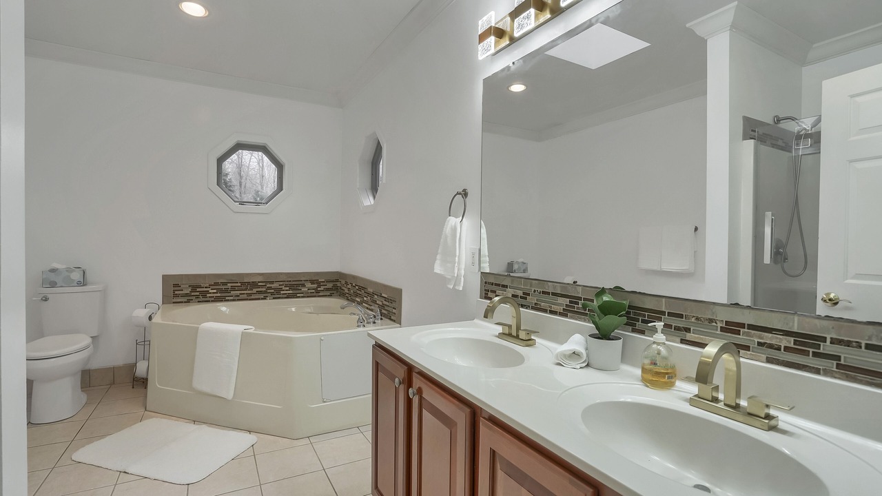 Photo of Bathroom in Warwick