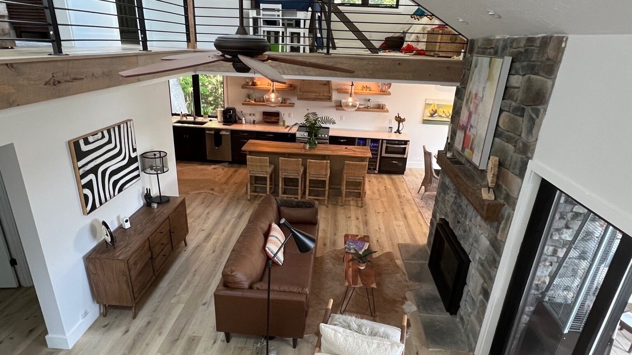 Photo of Livingroom in Indian Lake