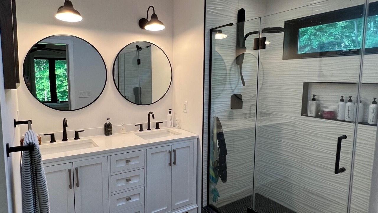 Photo of Bathroom in Indian Lake