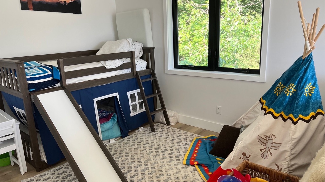 Photo of Bedroom in Indian Lake