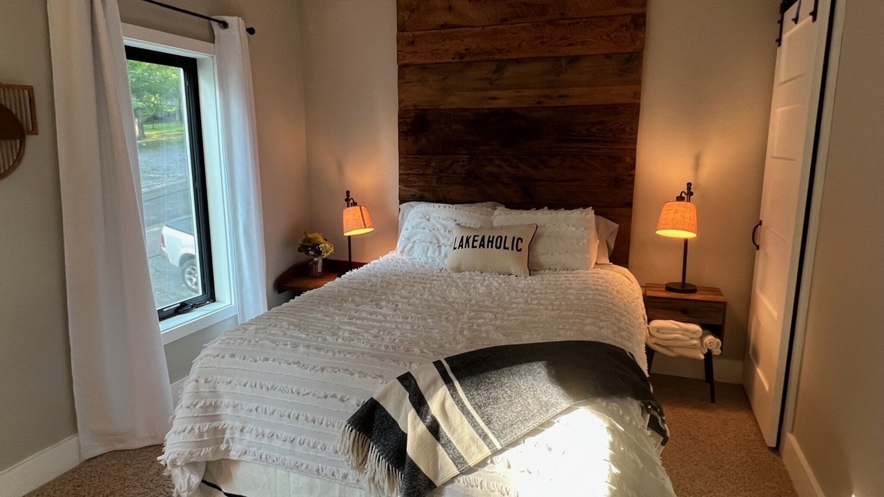 Photo of Bedroom in Indian Lake