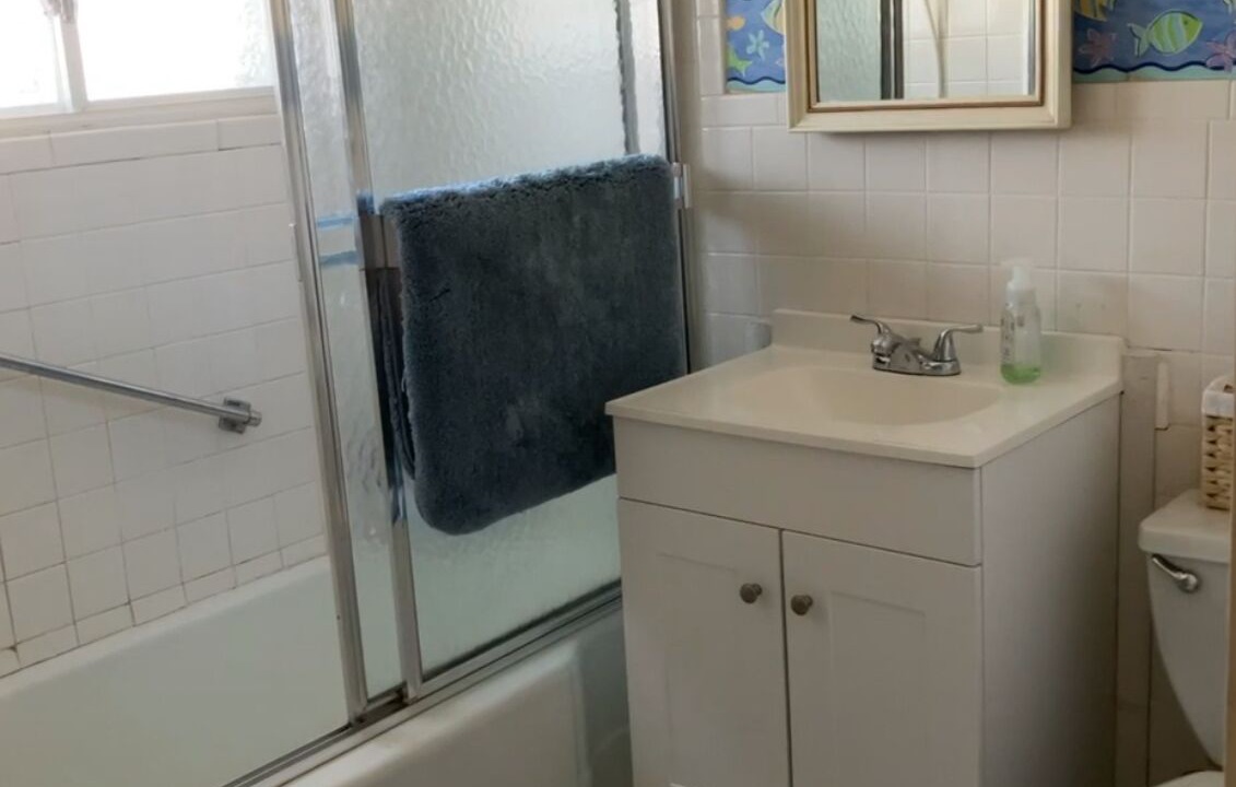 Photo of Bathroom in Lakeside