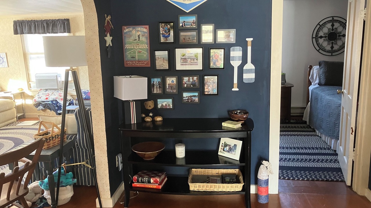 Photo of Bedroom in Lakeside