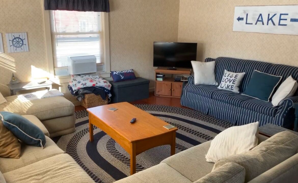 Photo of Bedroom in Lakeside