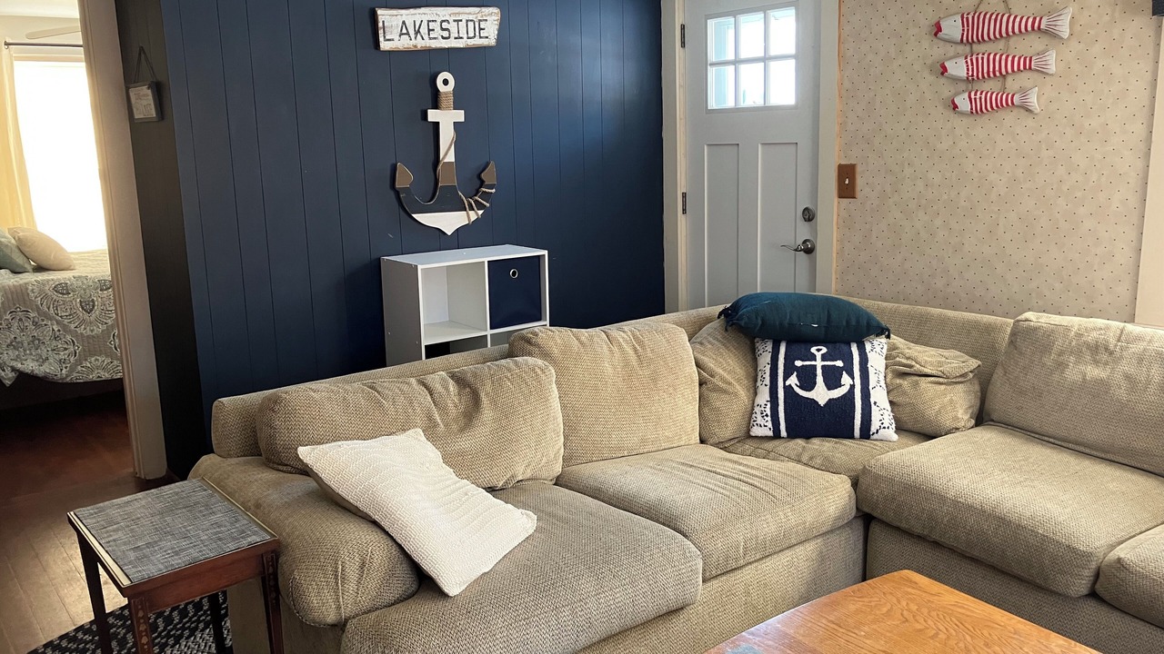Photo of Bedroom in Lakeside
