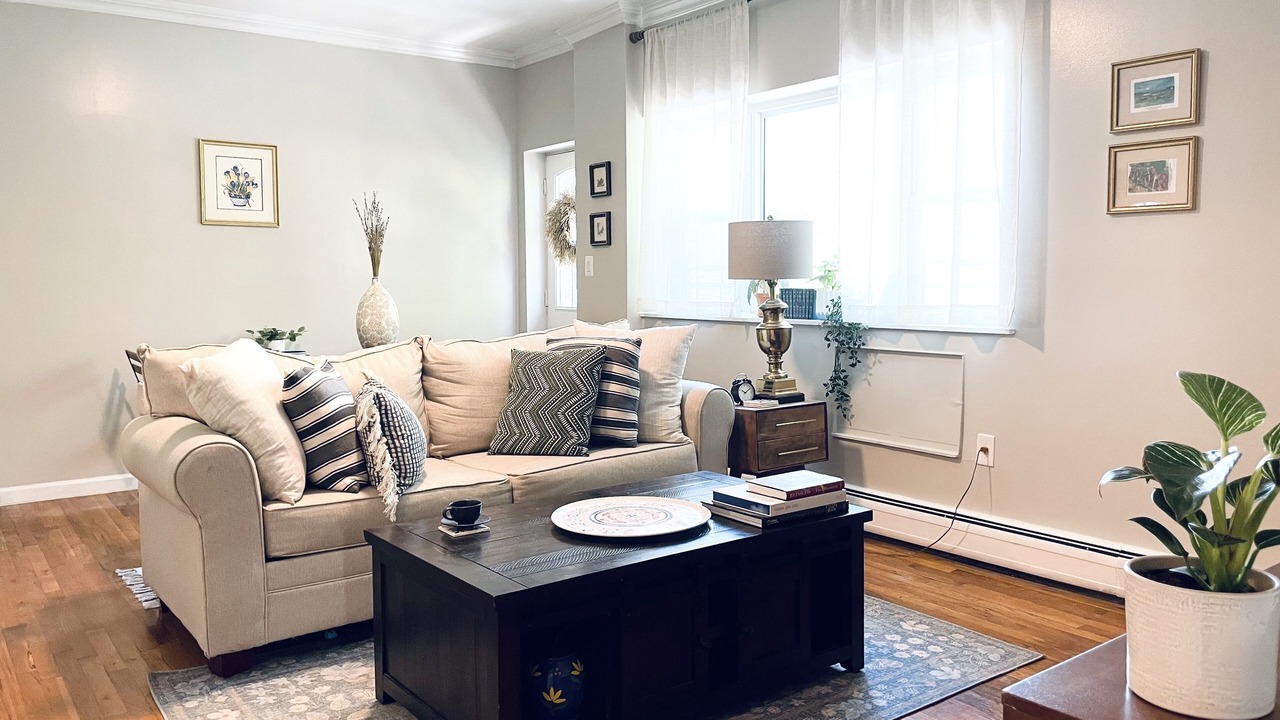 Photo of Livingroom in West Bronx