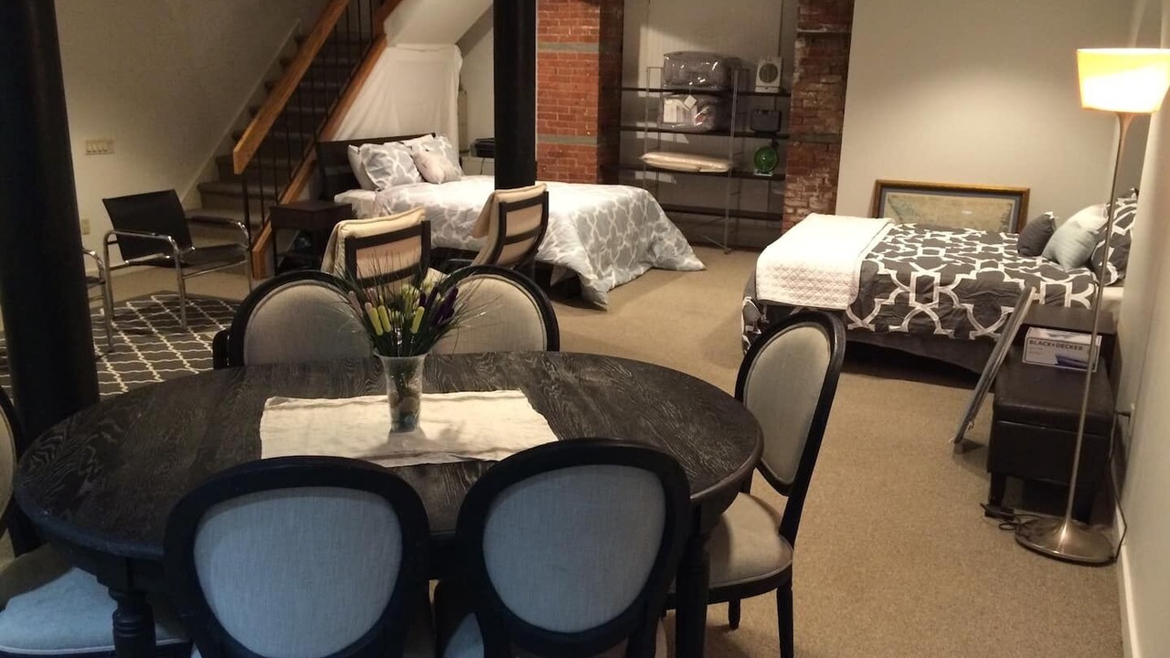 Photo of Bedroom in Center City East