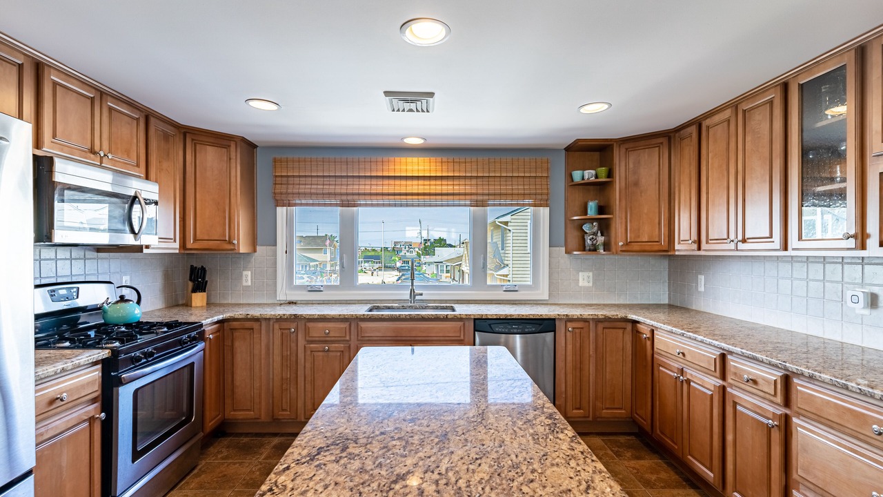 Photo of Kitchen in Mantoloking