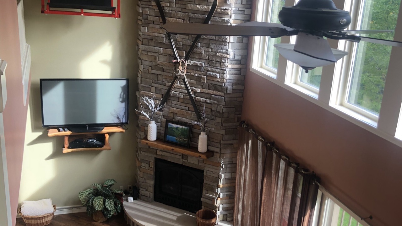 Photo of Livingroom in Clymer