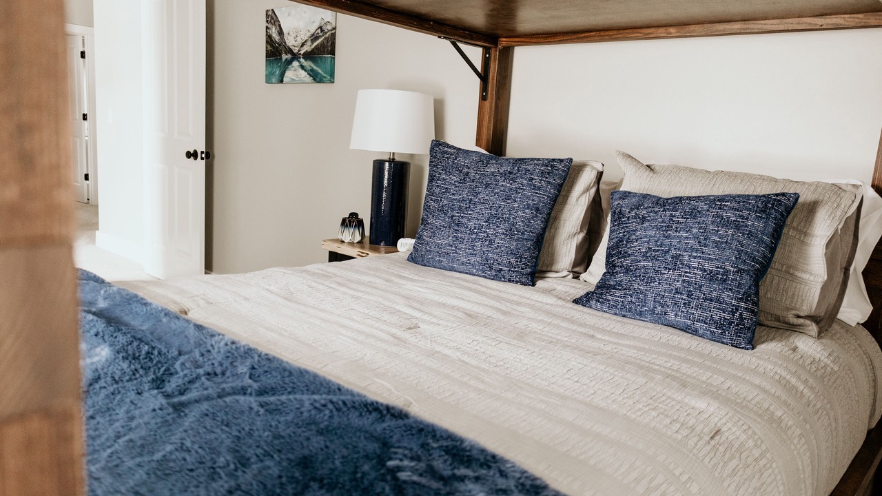 Photo of Bedroom in Ellicottville