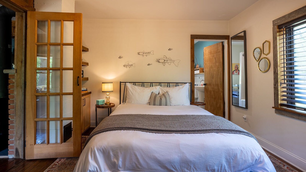 Photo of Bedroom in Layton