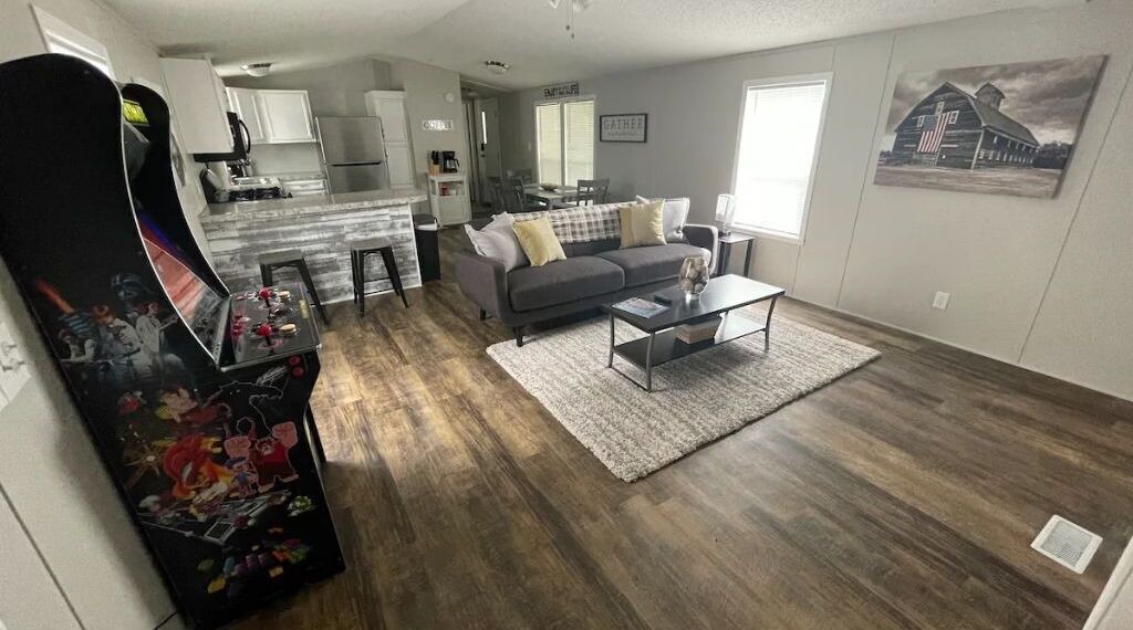Photo of Livingroom in Norwalk