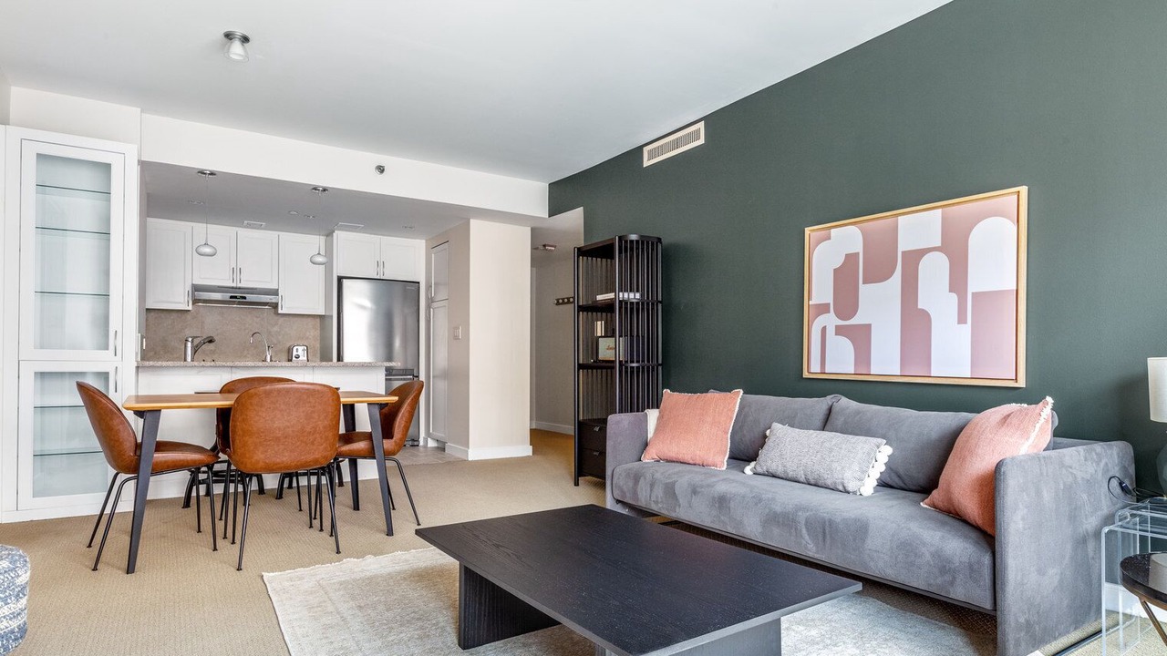 Photo of Livingroom in Penn Quarter