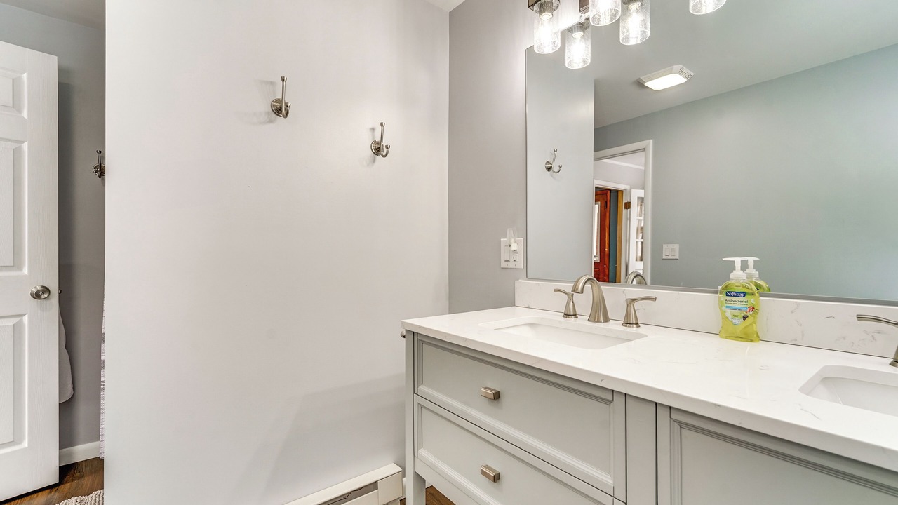 Photo of Bathroom in Belleville