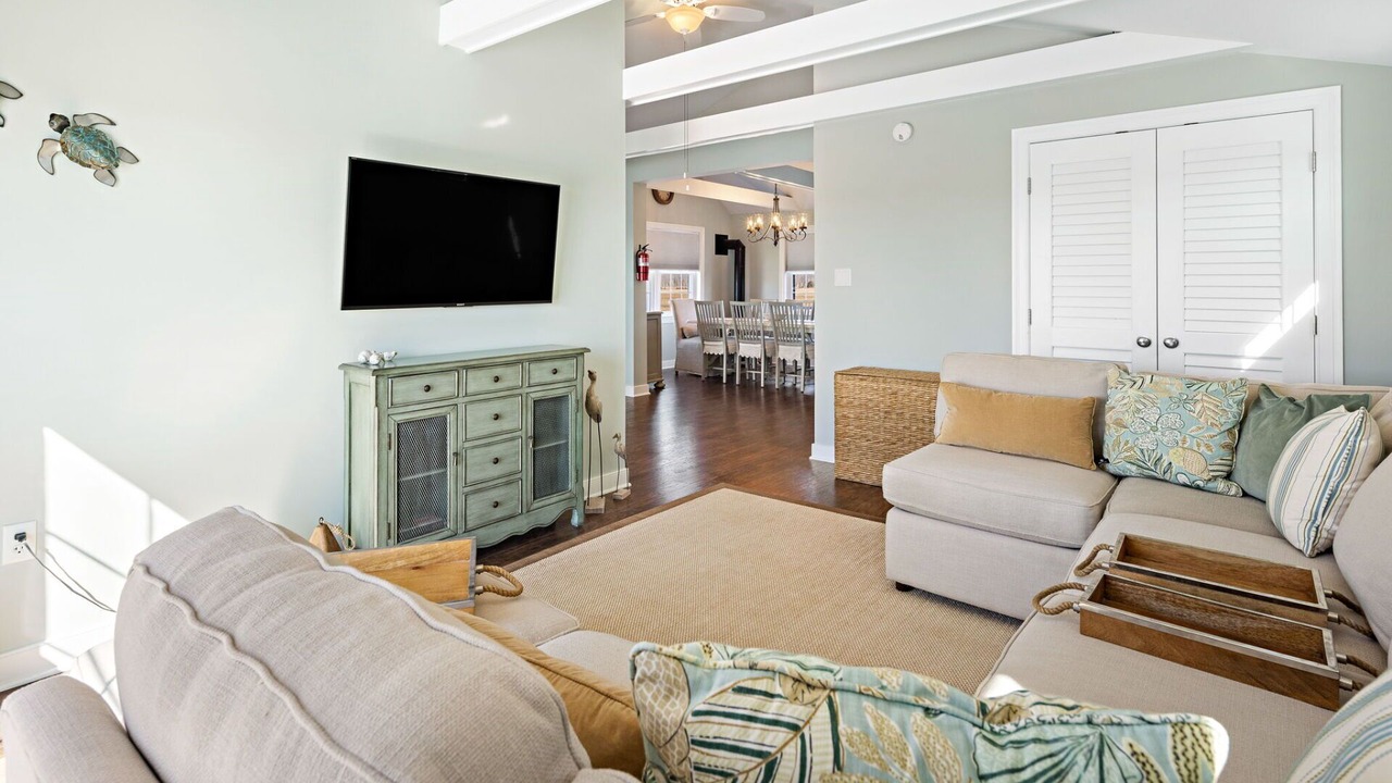 Photo of Livingroom in Leeds Point