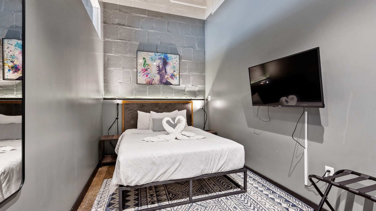 Photo of Bedroom in North Oakland