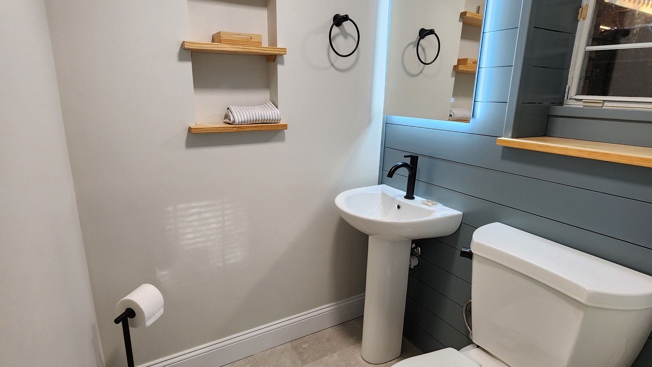 Photo of Bathroom in Frankford