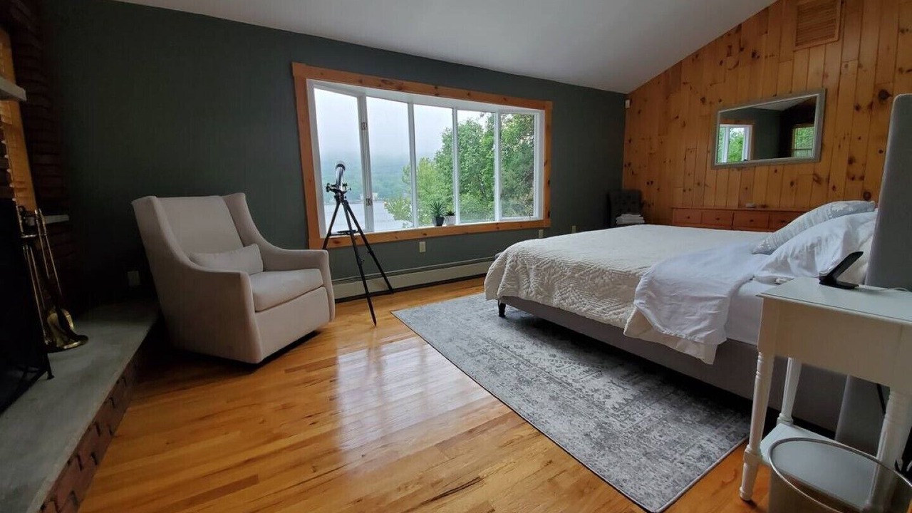 Photo of Bedroom in Frankford