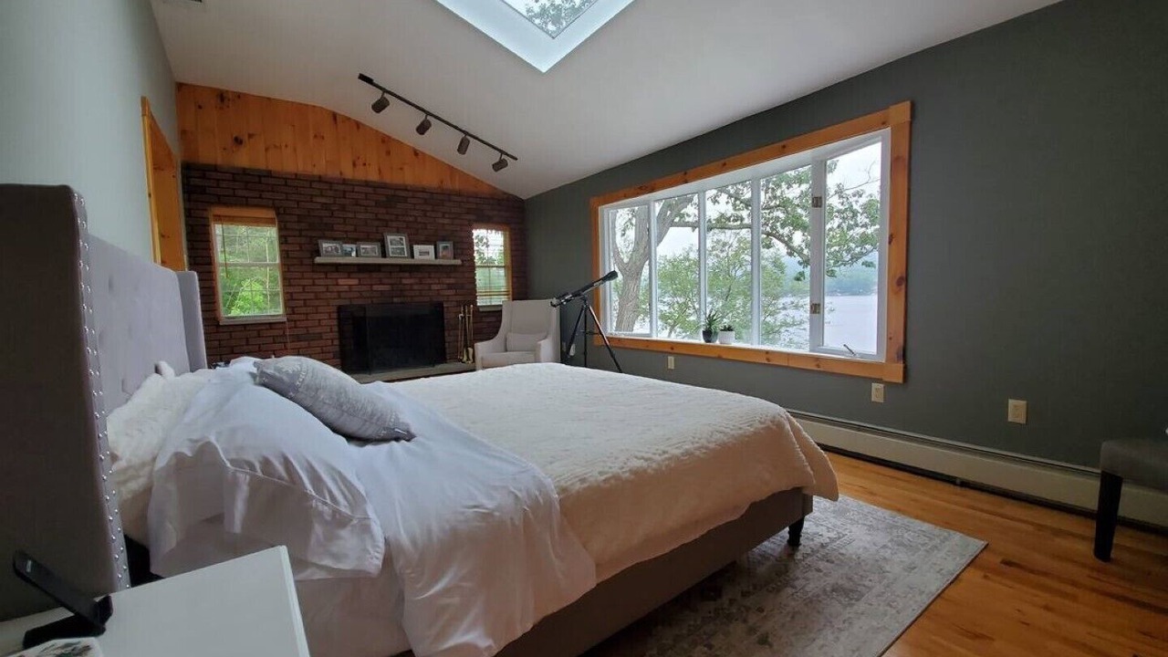 Photo of Bedroom in Frankford