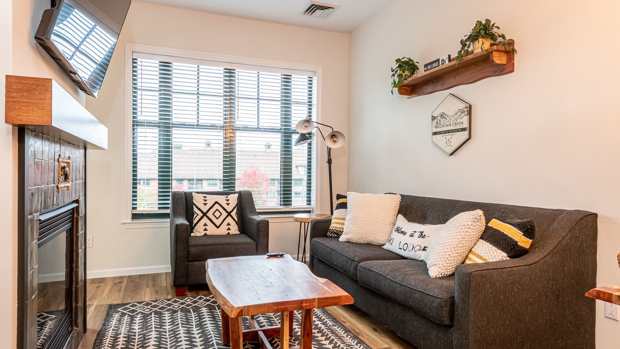 Photo of Livingroom in Vernon