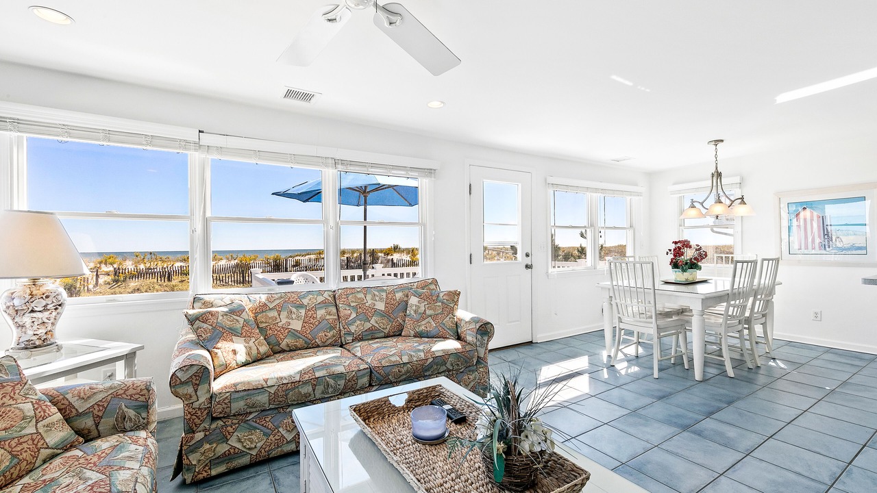 Photo of Livingroom in Beach Haven Terrace