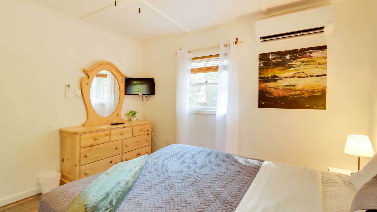 Photo of Bedroom in Lake Harmony Estates