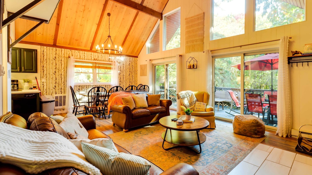 Photo of Bedroom in Lake Harmony Estates
