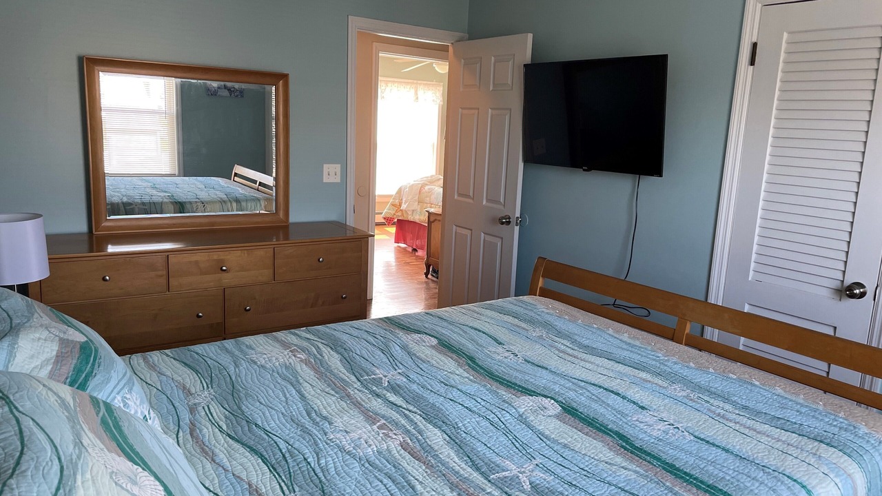 Photo of Bedroom in Seaside Heights
