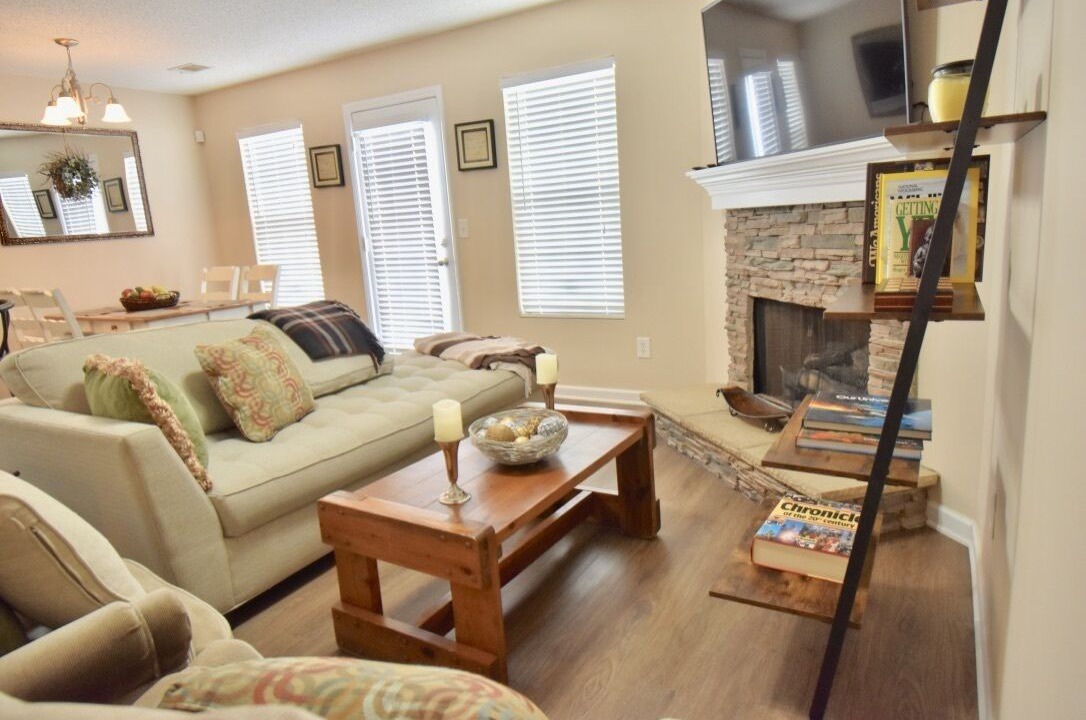 Photo of Livingroom in Winder