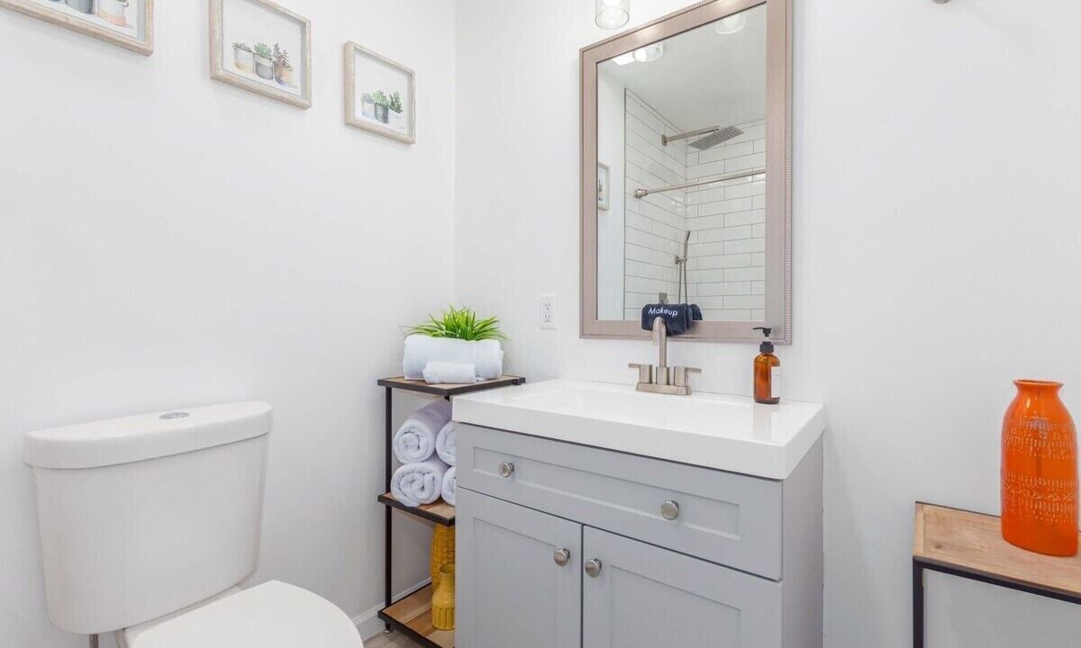Photo of Bathroom in Village Grove