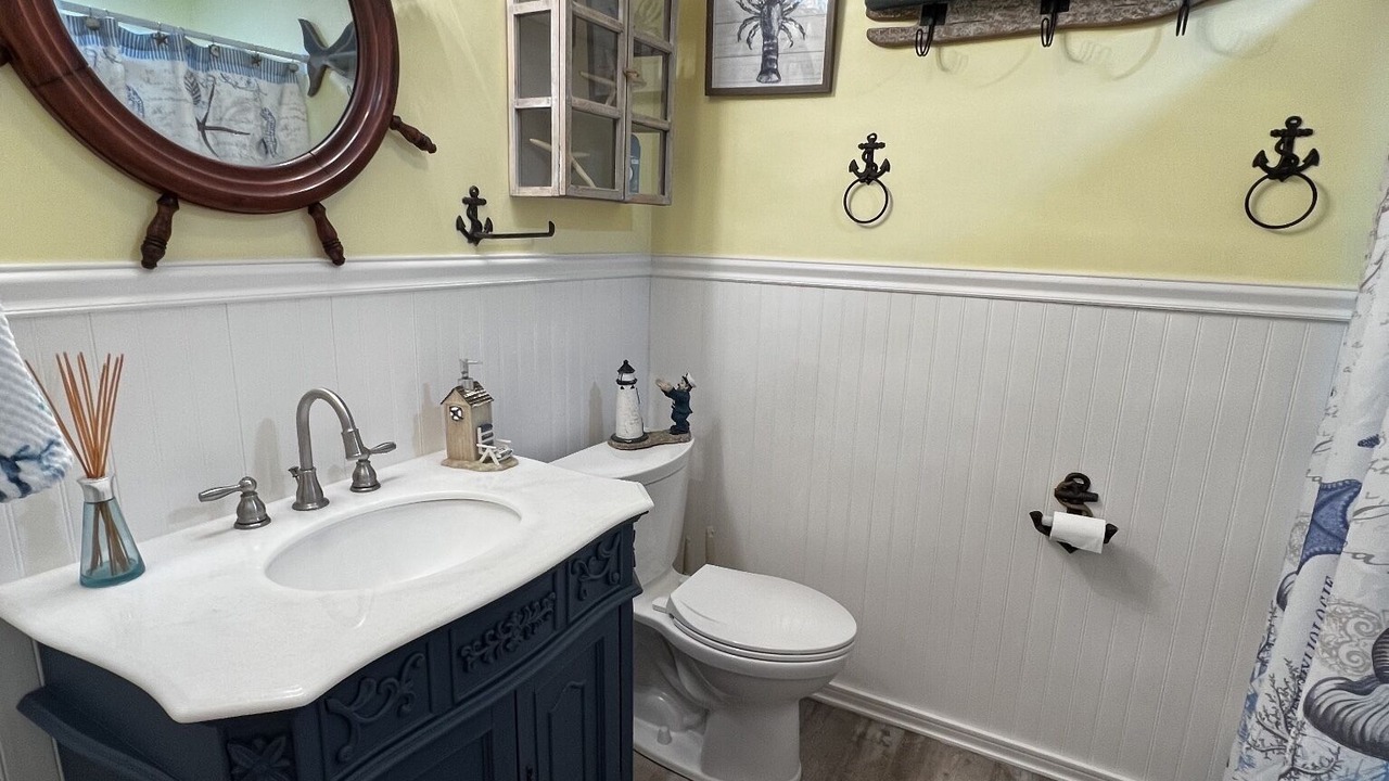 Photo of Bathroom in South Beach Haven
